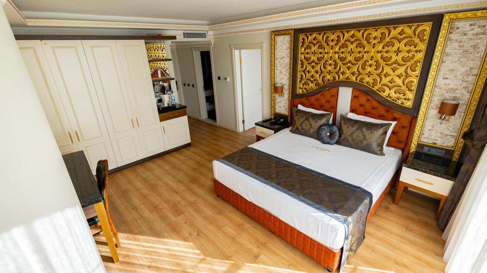 Adalya Palace