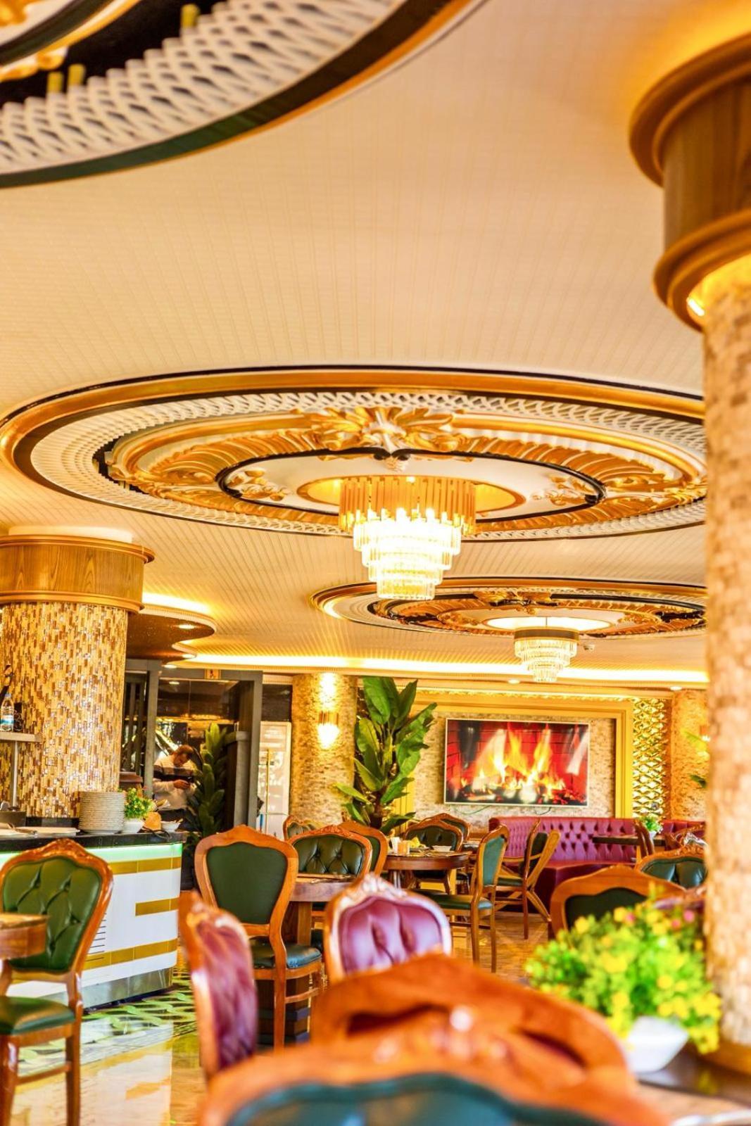 Adalya Palace *